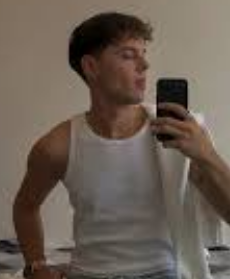 <em><strong>Mario P.</strong></em>